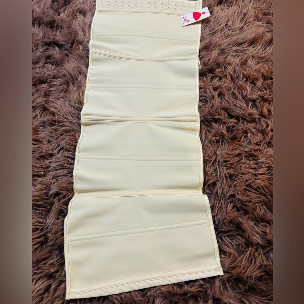 Faja- Lower Beauty.  Postpartum